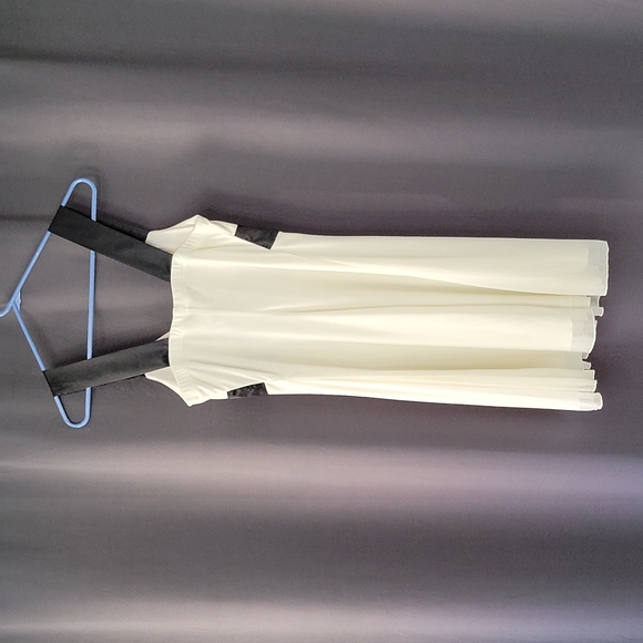 Speechless Black and white flowy dress size S - Picture 5 of 8